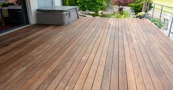 Holzterrassenboden