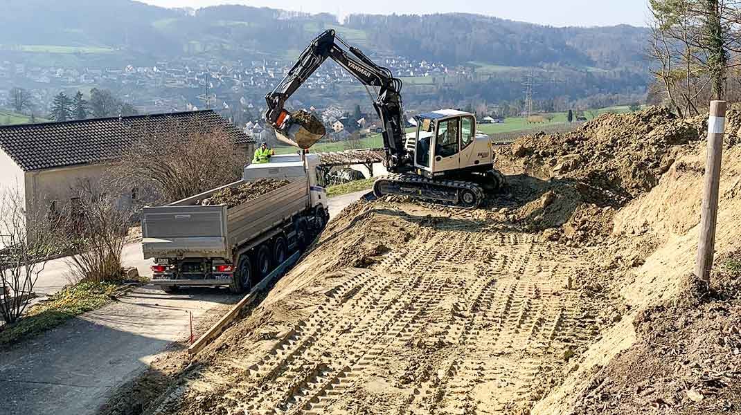 Bagger-und-Aushub