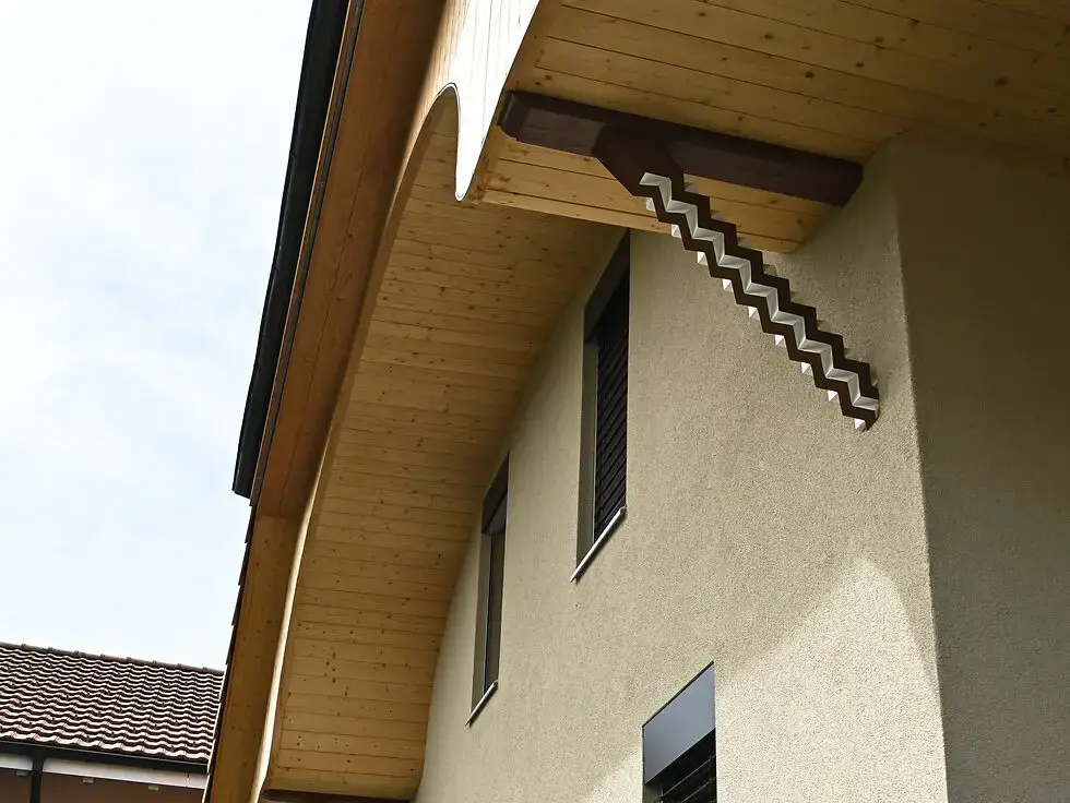 Sanierung Dach, Fassade und Fenster