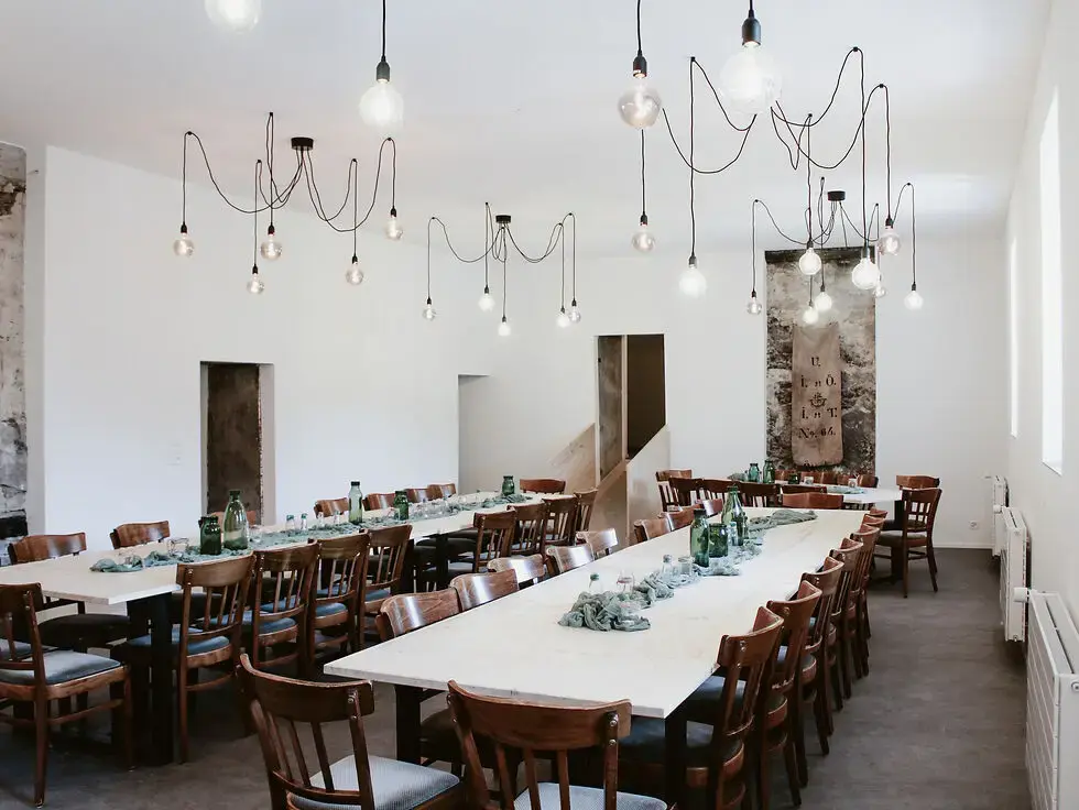 Eventlokal und Neubau Remise
